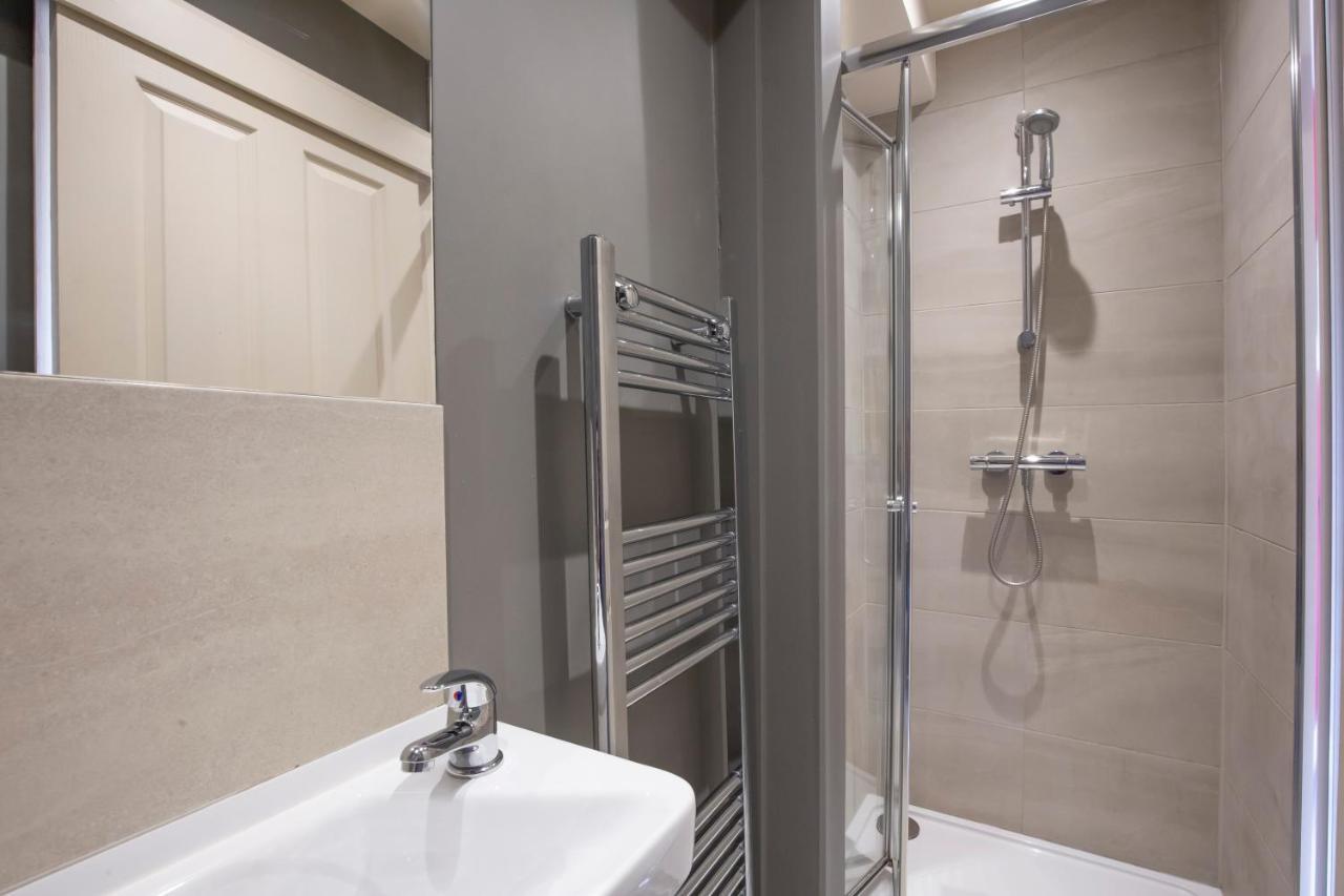Patrick'S Pool- 4 Bedroom,4 Bathroom, Most Central Luxury Townhouse! York Kültér fotó